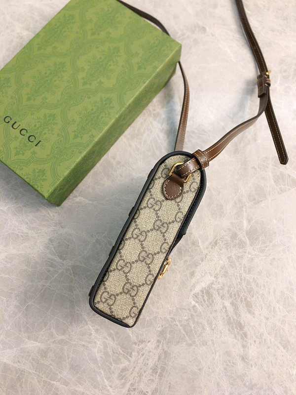 グッチバッグ内部構造